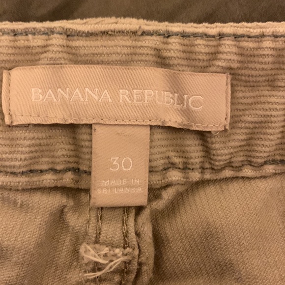 Banana Republic 30” Skinny fit Corduroy pants - Picture 3 of 3